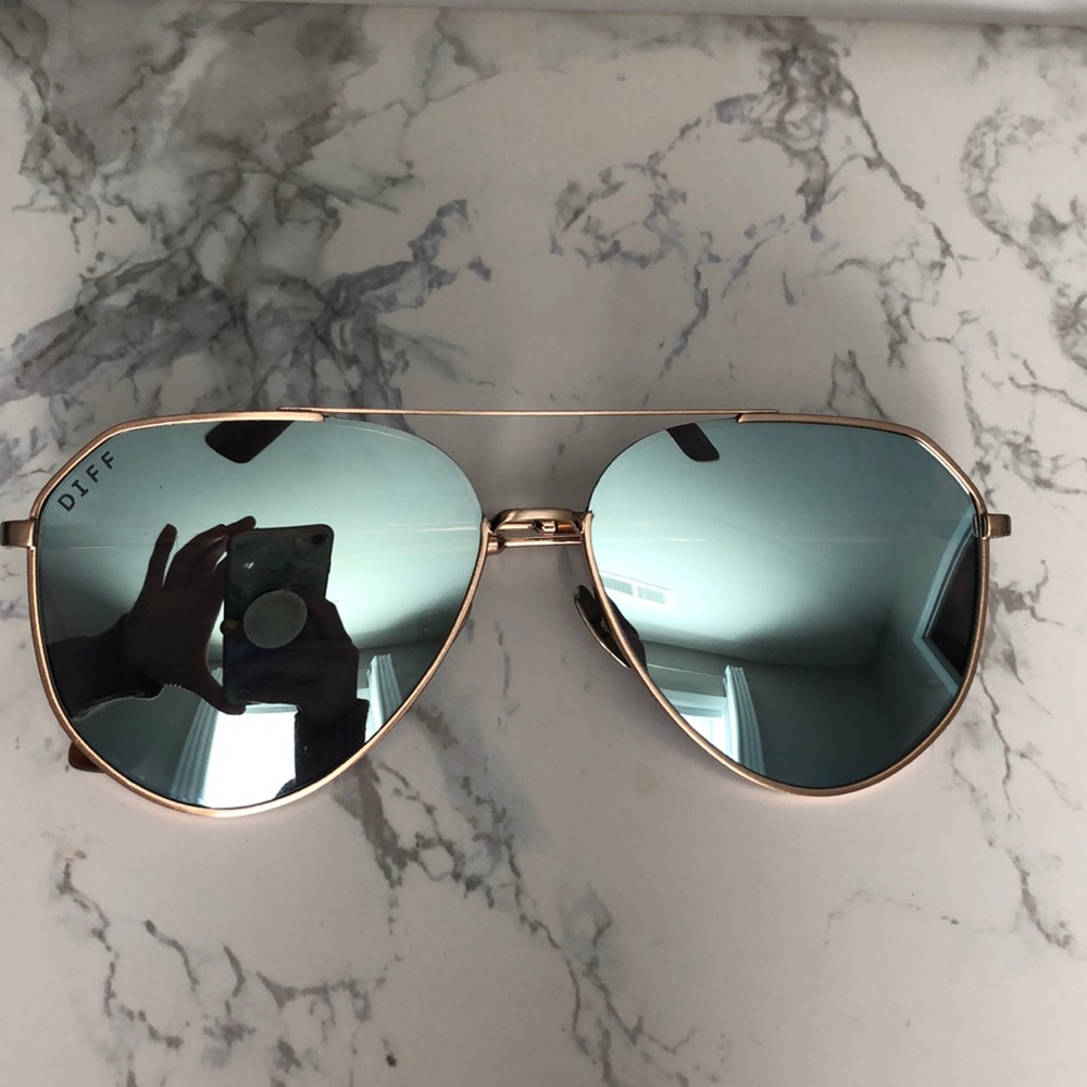 Diff eyewear Dash Jessie James Decker sunglasses